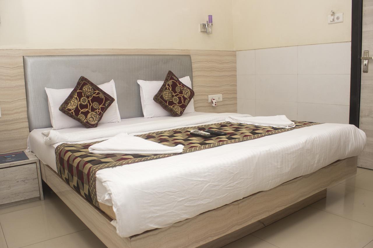 Hotel Kf Residency Mumbai Exterior foto